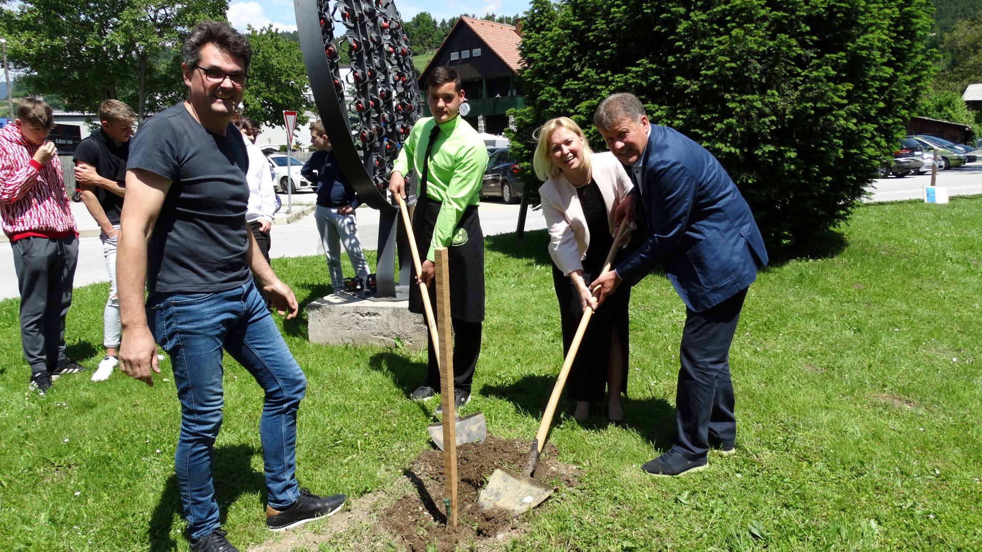 Posadili smo POTOMKO STARE TRTE; SPSŠ, 28.5.2021