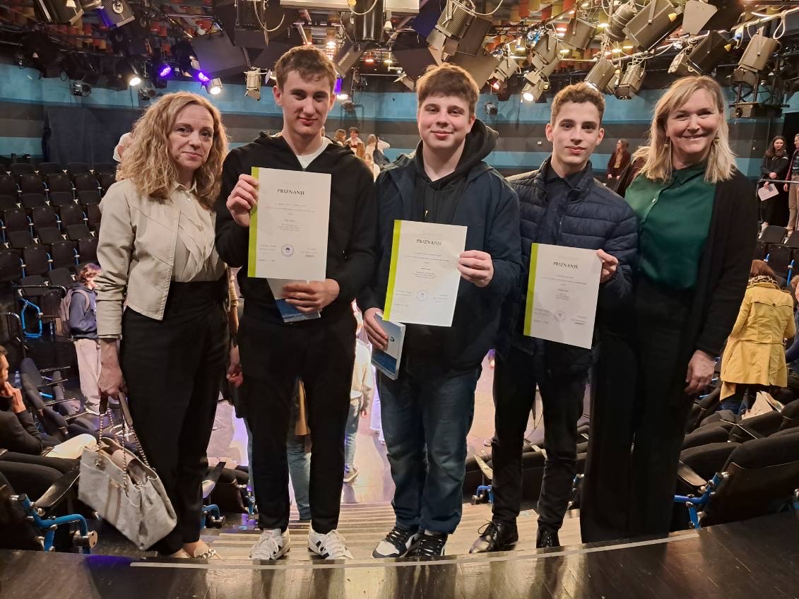 Nagrade za najboljši SREDNJEŠOLSKI HAIKU